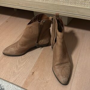 Women’s brown leather booties size 7